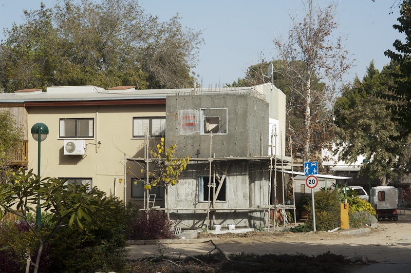 קובץ:Migun 2012b.jpg