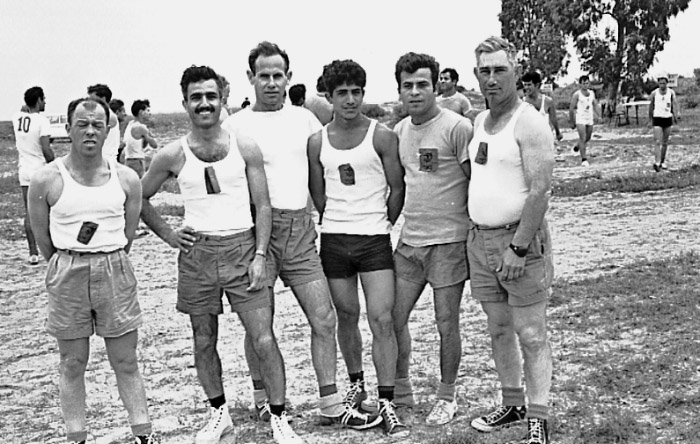 קובץ:HapoelBeeri Mirutz.jpg