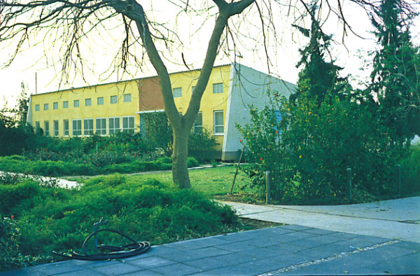 קובץ:Mahsan Bgadim.jpg