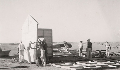 הקמת הצריף הראשון בנחביר במוצאי כיפור תש"ז