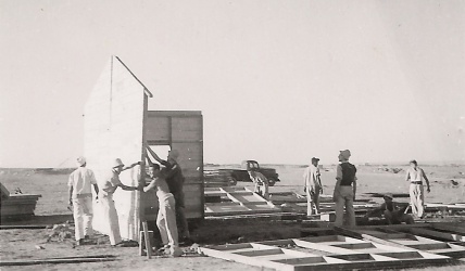 הקמת הצריף הראשון בנחביר במוצאי כיפור תש"ז