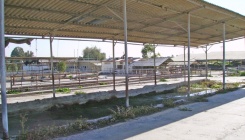 רק נשארה הסככה האחרונה