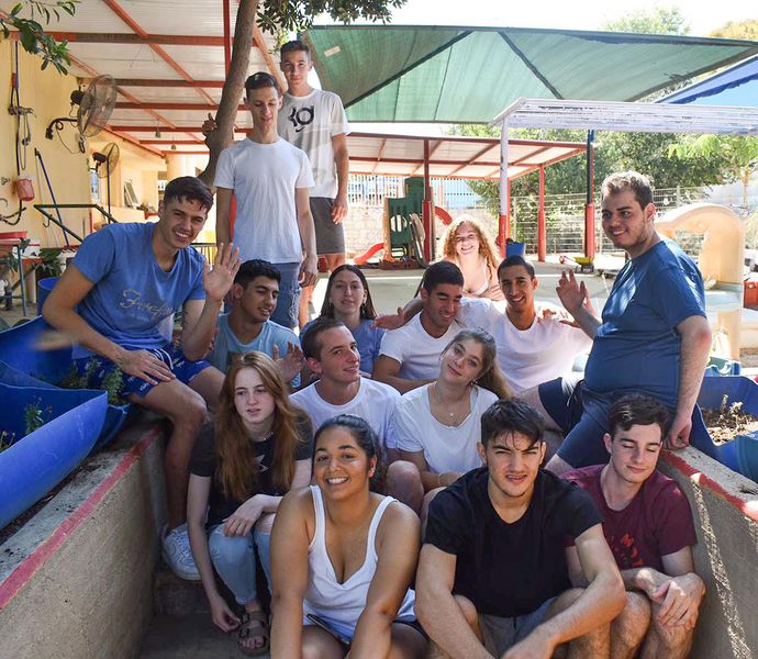 קובץ:Shaked 2021.jpg