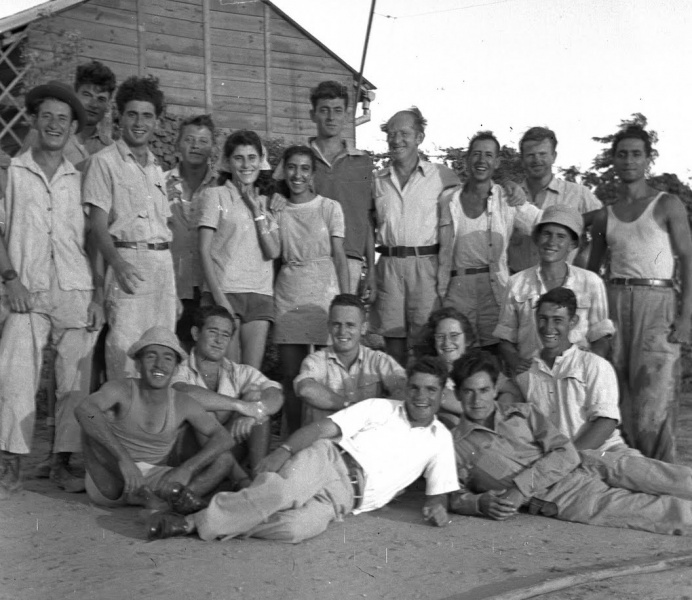קובץ:Nahbir 1947.jpg